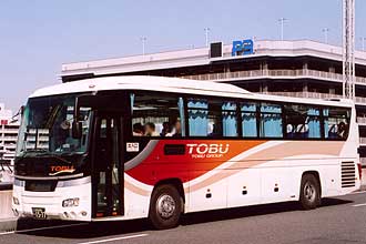 〔９８２０〕　日野ＡＤＧ－ＲＵ１ＥＳＡＡ（２００６年）