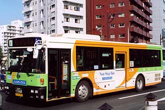 〔Ｌ－Ｎ４１８〕　日産ディーゼルＡＤＧ－ＲＡ２７３ＫＡＮ（２００５年）