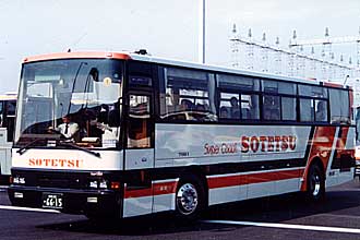 〔７９６１〕　いすずＰ－ＬＶ７１９Ｒ（１９８９年）