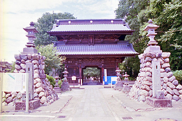 妻沼聖天 貴惣門