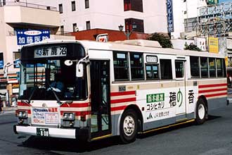 〔栃木２２う８０８〕　日産ディーゼルＰ－Ｕ３２Ｌ（１９８５年）