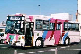 〔栃木２２う１０４４〕　日産ディーゼルＫＣ－ＵＡ４６０ＨＳＮ（１９９７年）