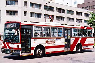 〔旭川２２か９６２〕　日産ディーゼルＵ－ＵＡ４４０ＮＡＮ（１９９５年）