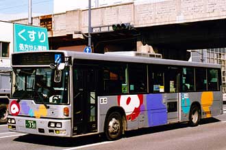 〔旭川２００か３９１〕　日産ディーゼルＫＬ－ＵＡ４５２ＰＡＮ（２００４年）