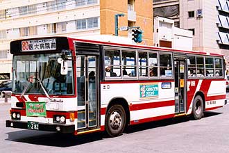 〔旭川２２か２８２〕　日野Ｐ－ＨＴ２３６ＢＡ（１９８９年）