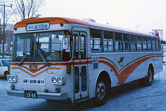 〔札２２あ２８８８〕　日野Ｋ－ＲＣ３２１（１９８０年）