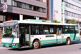〔旭川２００か２１９〕　日産ディーゼルＫＬ－ＵＡ４５２ＰＡＮ（２００２年）