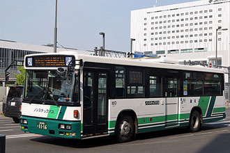〔旭川２００か１１１６〕　日産ディーゼルＫＬ－ＵＡ４５２ＫＡＮ（２００４年）
