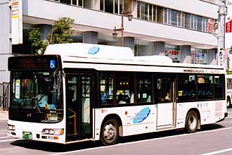 〔旭川２３０い１０〕　日野ＢＪＧ－ＨＵ８ＪＭＦＥ（２００９年）
