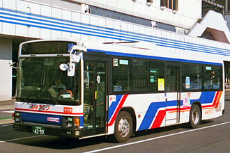 〔札幌２００か４２９９〕　いすゞＫＬ－ＬＶ２８０Ｌ１（２００３年）