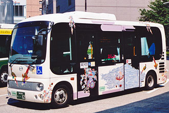 〔金沢２３０あ１２〕