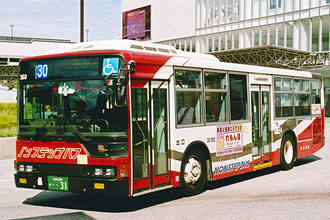 〔３０－５６０〕　三菱ふそうＫＣ－ＭＰ７４７Ｋ（２０００年）