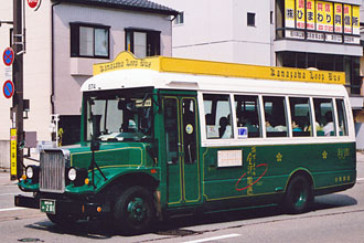 〔９０－５７４〕　三菱ふそうＫＫ－ＢＥ６３ＥＧ（２０００年）