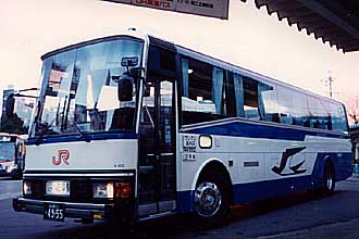 〔７４４－６９０２〕　三菱ふそうＰ－ＭＳ７３５ＳＡ（１９８６年）