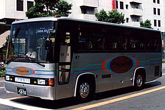 〔６４７－９９５１〕　日野Ｐ－ＲＵ１９２ＡＢ（１９８９年）