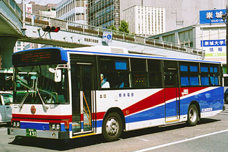 〔熊本２００か４９３〕　日野Ｕ－ＨＴ２ＭＭＡＡ