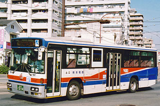 〔熊本２２か３２１４〕　三菱ふそうＫＣ－ＭＰ７１７Ｍ（１９９８年）
