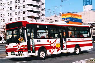 〔熊本２００か１１８〕　いすゞＫＫ－ＬＲ２３３Ｊ１