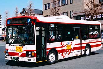 〔熊本２００か２６２〕　いすゞＫＫ－ＬＲ２３３Ｊ１