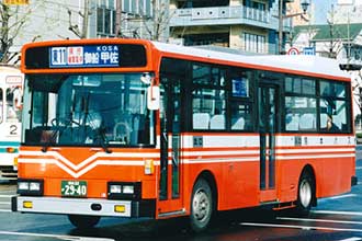 〔熊本２２か２９４０〕　いすずＵ－ＬＲ３３２Ｊ
