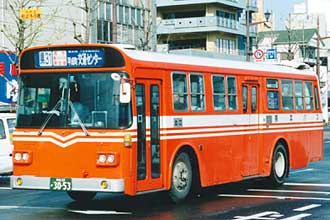 〔熊本２２か３０５３〕　三菱ふそうＫ－ＭＰ１１８Ｋ