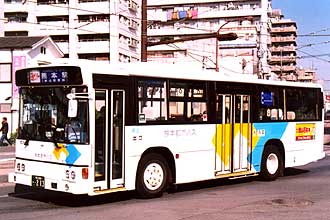 〔熊本２００か２１３〕　日野Ｐ－ＨＵ２３３Ｂ（１９９０年）