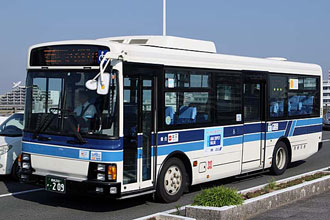 〔宮崎２００か２０９〕　いすゞＰＡ－ＬＲ２３４Ｊ１（２００６年）