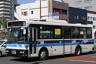 〔宮崎２００か２３８〕　いすゞＰＡ－ＬＲ２３４Ｊ１（２００７年）
