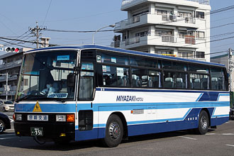 〔宮崎２２か９５１〕　三菱ふそうＵ－ＭＳ７２６Ｓ（１９９３年）