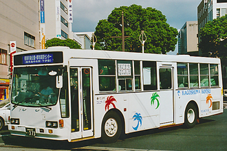 〔鹿児島２００か３７３〕　いすゞＰ－ＬＶ３１４Ｌ（１９９０年）