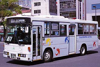 〔鹿児島２００か１０９６〕　いすゞＫＣ－ＬＲ３３３Ｊ（１９９６年）