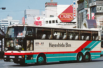 〔鹿児島２２き２７１〕　日産ディーゼルＰ－ＤＡ６７ＵＥ（１９９０年）