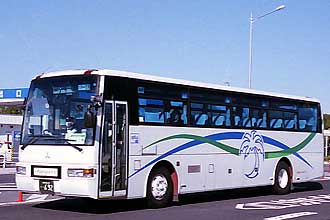 〔鹿児島２２き６９２〕　日産ディーゼルＵ－ＲＡ５２０ＲＢＮ（１９９３年）