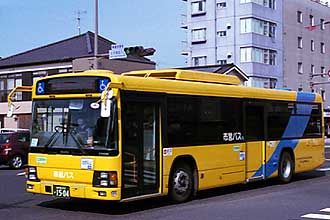 〔鹿児島２０か１５０４〕　いすゞＱＰＧ－ＬＶ２３４Ｎ３（２０１３年）