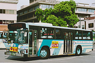 〔鹿児島２２き７４７〕　日野Ｕ－ＨＵ３ＫＭＡＡ（１９９５年）