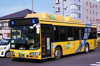 〔鹿児島２００か１１６１〕　日野ＬＪＧ－ＨＵ８ＪＭＧＰ（２０１１年）