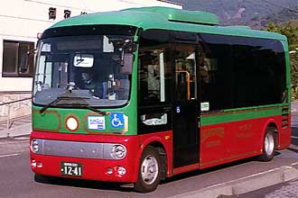 〔鹿児島２００か１２４１〕　日野ＳＫＧ－ＨＸ９ＪＬＢＥ（２０１１年）