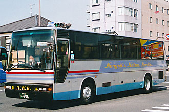 〔鹿児島２２き４０６〕　いすゞＵ－ＬＶ７７１Ｒ（１９９１年）