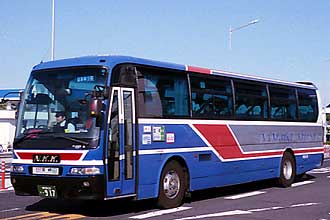 〔鹿児島２２き９１７〕　三菱ふそうＫＣ－ＭＳ８２９Ｐ（１９９７年）