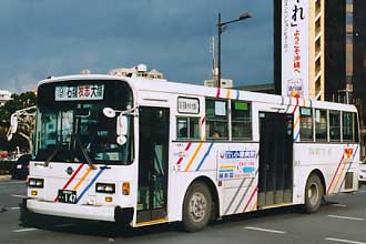 〔沖縄２００か１４７〕　いすゞＰ－ＬＶ３１４Ｌ（１９８７年）