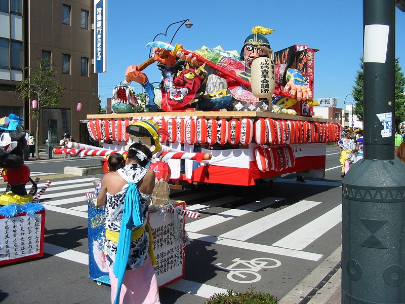 matsuri10.jpg(253369 byte)