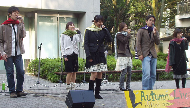 ����ς�O�ł�郉�C�u�͋C���������`��