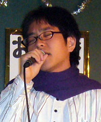 偨