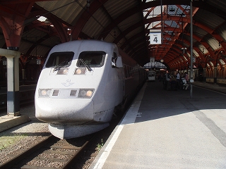 XgbNzwsX2000