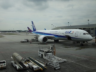 NH886