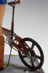 オリジナル自転車と女の子 - 自転車後輪UP