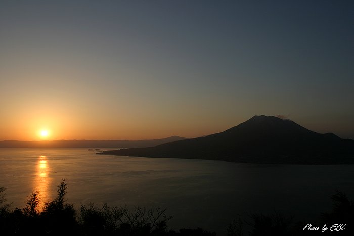 桜島と朝陽