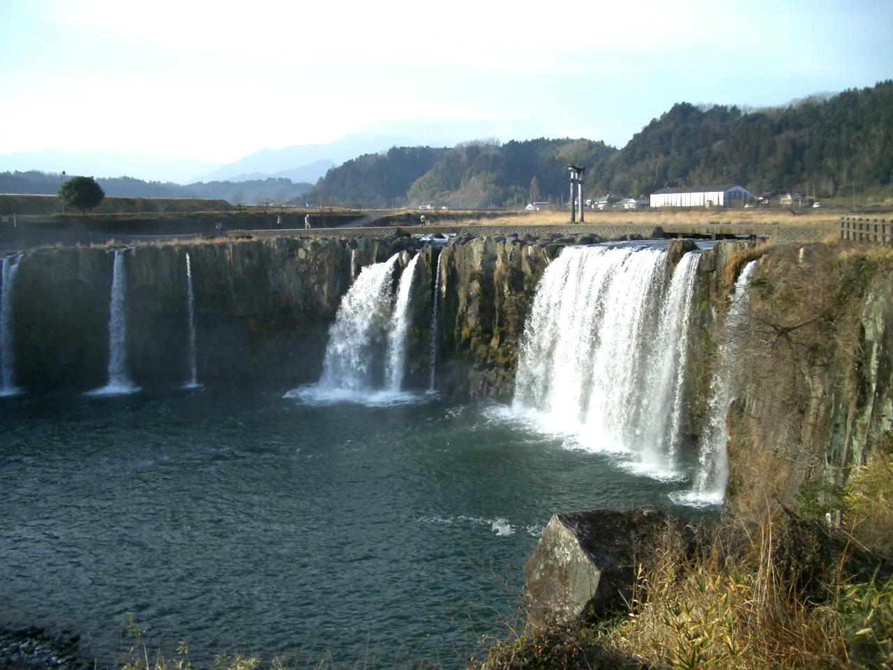 ���y�[�W�F�X �w��B�E���˓��C�N���[�Y�̗���񍐁x �|����1(���K�̑� )