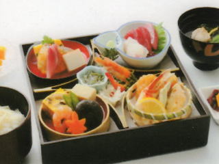 ���y�[�W�F10 �|���̂R�i���H���͊ό����̂����ЂƂ̂��y���݁j