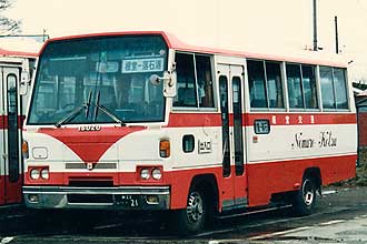 〔釧２２い２１〕　いすずＫ－ＤＢＲ３７０（１９８２年）